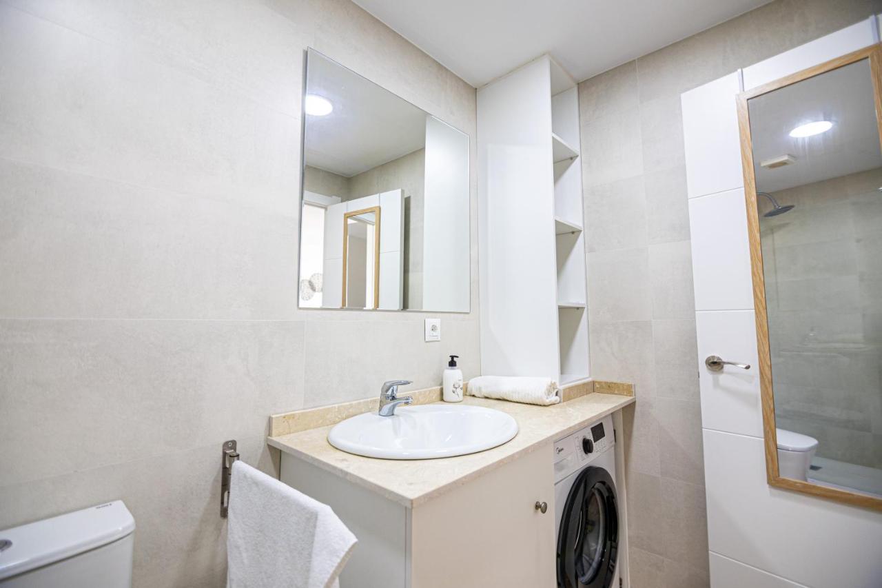 Sunstay Seaside Flat I Puerto Marina Benalmadena Benalmádena Exterior foto